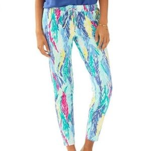 Lilly Pulitzer Lola Pant in Light as a Feather- L